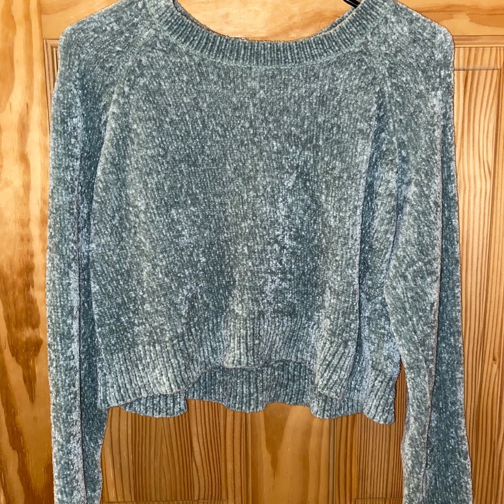 Light Green Cropped Sweater